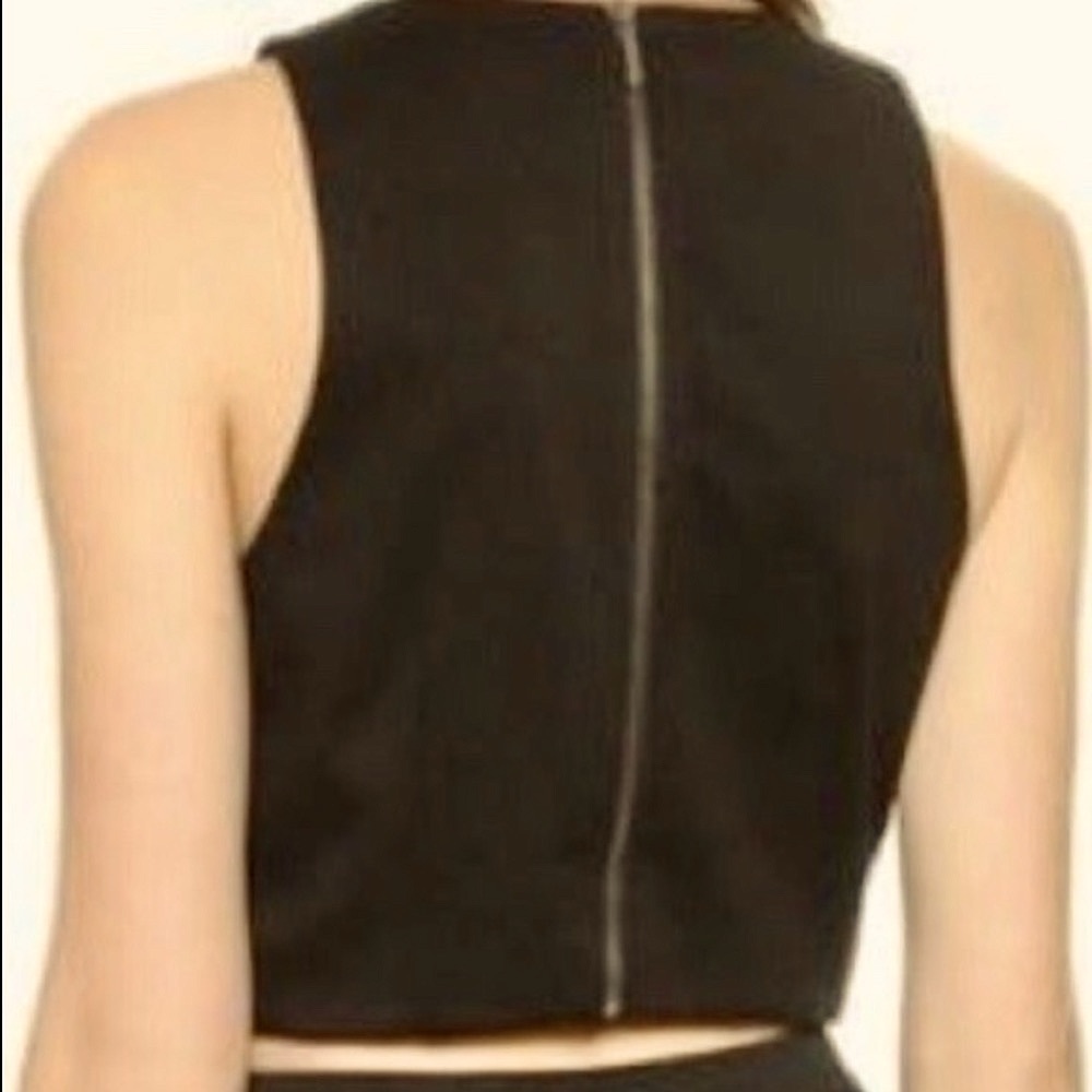 Club Monaco back zip crop top. - Picture 6 of 6